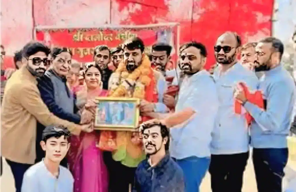 बड़नगर: भाजयुमो प्रदेश अध्यक्ष श्याम टेलर का प्रथम नगर आगमन पर दर्जी समाज ने किया भव्य स्वागत