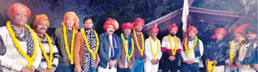 पचोर: दामोदर वंशीय जूना गुजराती दर्जी समाज ने किया 'गुरु टेकचंद जी महाराज मित्र मंडल' का गठन, पप्पू सिसोदिया बने अध्यक्ष 3 गुरु टेकचंद जी महाराज मित्र मंडल